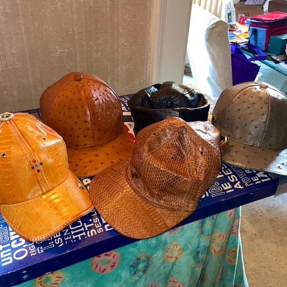 Bundle of 4 Ostrich skin Cap , Medium SZ/adjustable - Picture 2 of 10
